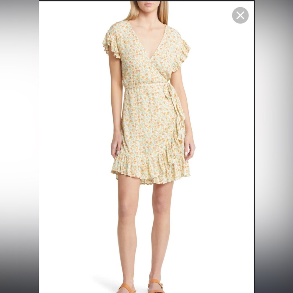 15. Billabong Wrap & Roll Floral Ruffle
Wrap Minidress size M